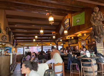 argentina/ushuaia/bar/taberna-del-viejo-lobo