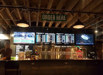washington/puget-sound/bar/flatstick-pub-pioneer-square