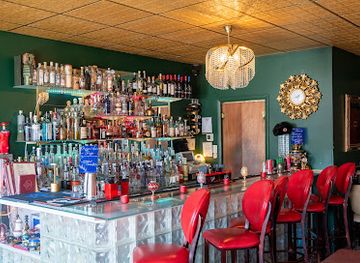 delaware/rehoboth-beach/bar/red-square-caviar-bar