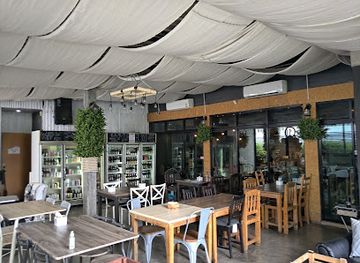 thailand/khao-yai/bar/e-a-t-khao-yai-bar-bistro