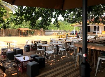cameroon/lobe-waterfalls/bar/the-burger-bar