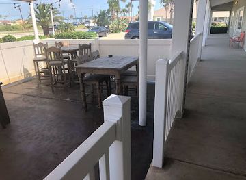 texas/padre-island-national-seashore/bar/black-sheep-bistro