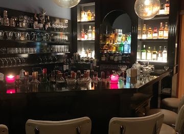 netherlands/dutch-coast/bar/the-little-white-bird