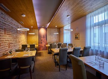 slovakia/trnava/bar/patriot