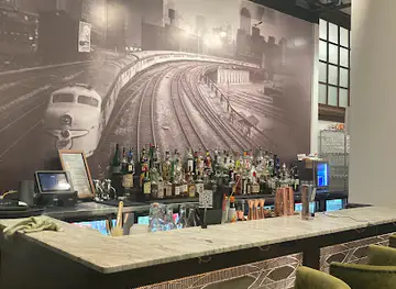 The New Northwestern Cocktail & Wine Bar
