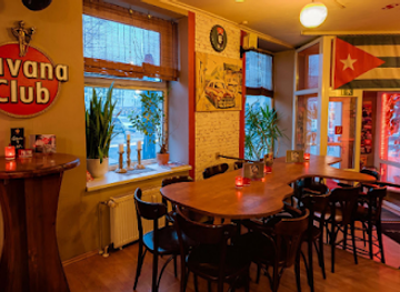 germany/rostock/bar/la-havanna-bar-longdrinks-cocktails-cigars-smokers-lounge