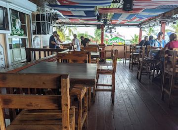 the-bahamas/mayaguana/bar/tropicana-bar