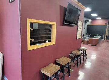 texas/port-arthur/bar/humidor-cigar-lounge