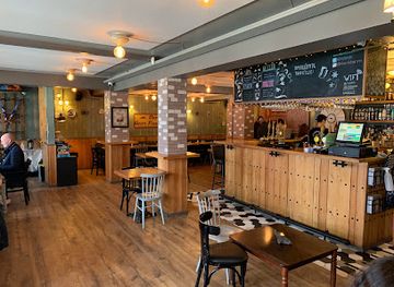 iceland/east-fjords/bar/islenski-barinn