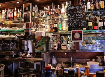 italy/rome/trastevere/bar/caffe-del-cinque
