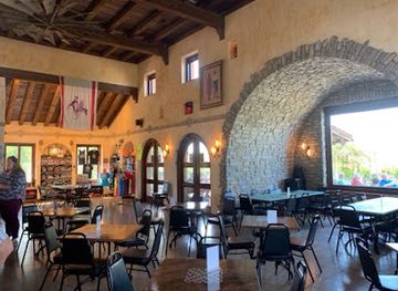 illinois/shawnee-hills/bar/shawnee-hills-wine-trail