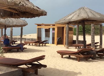 cabo-verde/praia-do-curral-velho/bar/morabeza-beach-bar-lounge-restaurant