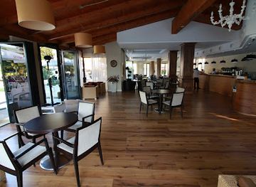 albania/puka-region/bar/kapricio