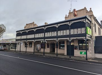 australia/limestone-coast/bar/commercial-hotel