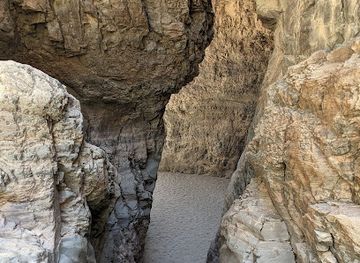 texas/big-bend-national-park/bar/upper-burro-mesa-pour-off-trailhead