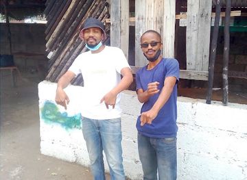 botswana/kgatleng-district/bar/the-centre-kings-bar-morwa