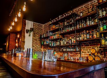 belgium/brussels/bar/the-modern-alchemist