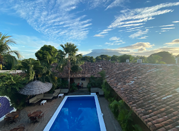 nicaragua/granada-plains/bar/encuentros-club-granada