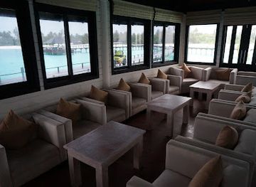 maldives/noonu-atoll/bar/lounge