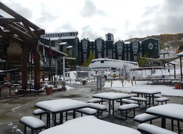 utah/park-city/park-city-mountain-resort/bar/legends-bar-grill