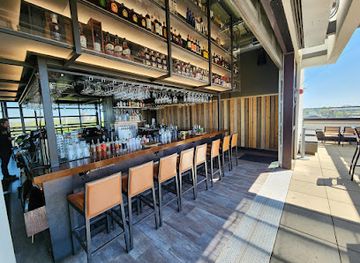 oklahoma/tulsa/pearl-district/bar/sidecar-barley-wine-bar