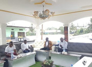 cameroon/tiko/bar/yacht-club