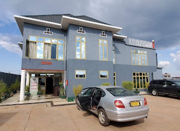 rwanda/byumba/bar/nice-garden