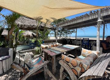 mozambique/bazaruto-archipelago/bar/moz-beach-restaurant