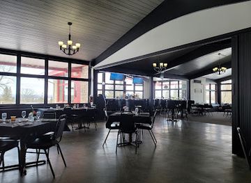 wisconsin/lake-superior-lowland/bar/the-local-bar-grille