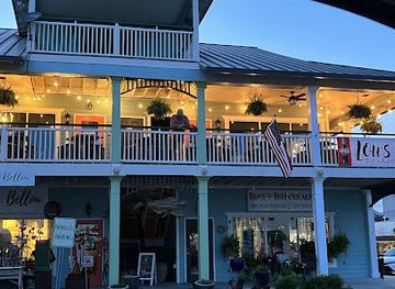 florida/apalachicola/bar/lou-s-bar-eatery