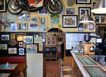 austria/vienna/penzing/bar/schanis-beisl