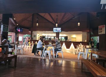 papua-new-guinea/kokoda-track/bar/gecko-bar-holiday-inn