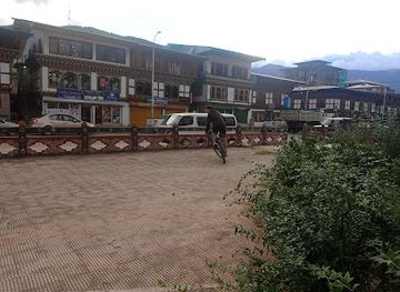 bhutan/paro-valley/bar/zangmo-restaurant