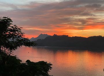 laos/mekong-river-valley/bar/riverside-bar