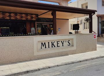 cyprus/paphos-forest/bar/mikeys-bar