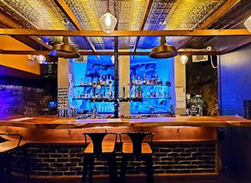 canada/quebec/bar/bar-les-yeux-bleus