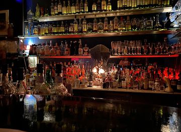 germany/frankfurt/bar/rote-bar