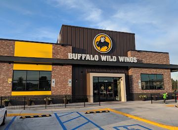 iowa/gitchie-manitou-state-preserve/bar/buffalo-wild-wings