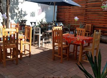 mexico/mixteca/bar/mezcaleria-espacio-mezcal