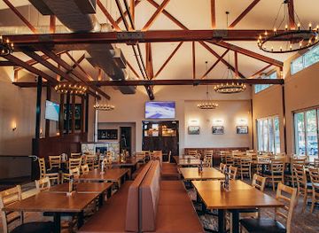 australia/darling-downs/bar/the-spotted-cow-hotel