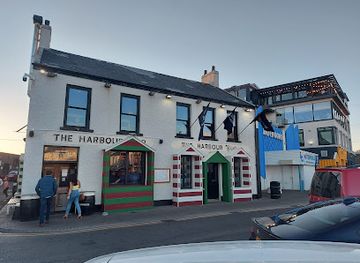 ireland/giant-s-causeway/bar/the-harbour-bar
