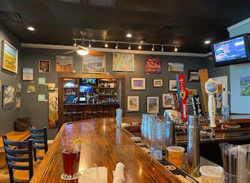 north-carolina/inner-banks/bar/blue-moon-beach-grill