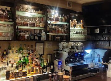 serbia/belgrade/zemun/bar/jarbol