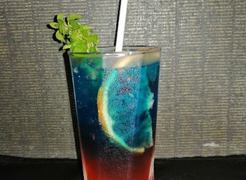 ecuador/northwest-coast/bar/le-point