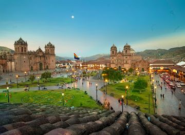peru/salkantay-trail/bar/bullfrogs-rooftop-cusco