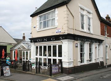 united-kingdom/wiltshire/bar/longs-bar