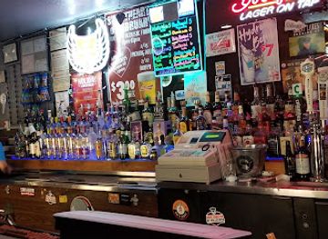 ohio/maumee-valley/bar/buster-brown-s-lounge