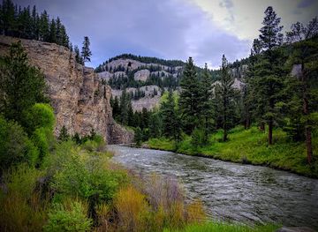 montana/the-lewis-and-clark-national-forest/bar/helena-lewis-and-clark-national-forest