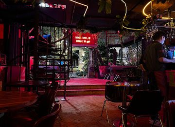 colombia/bogota/bar/reyna-bar