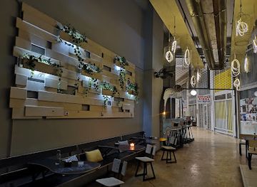 greece/athens/psiri/bar/wine-on-tap